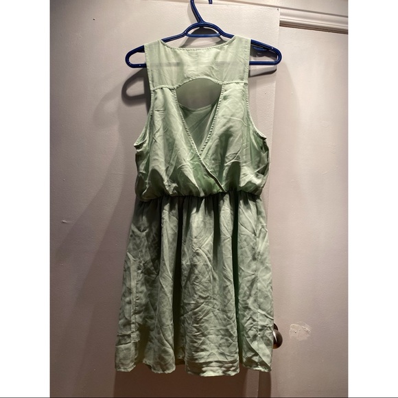 H&M summer dress - Picture 2 of 2
